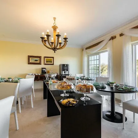 Estoril Budget & 4* Cascais