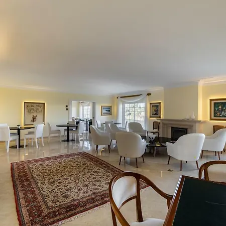 Estoril Budget & Hotel Cascais