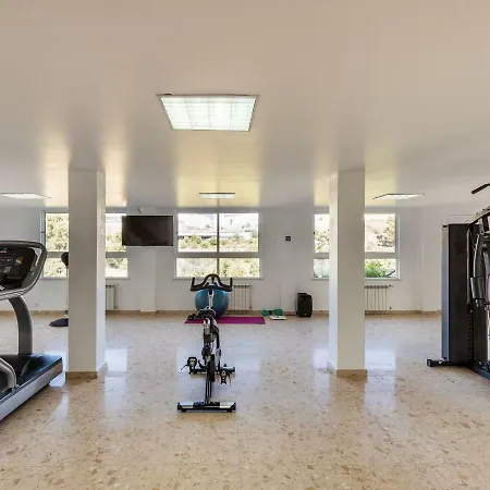Estoril Budget & 4* Cascais