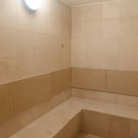 Estoril Budget & Hotel 4*